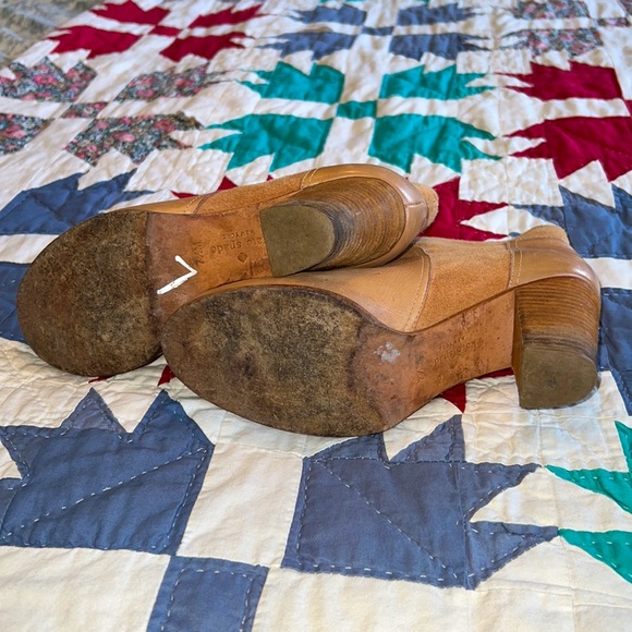 Kate Spade Genuine Leather/Suede Pull-On Ankle Boots, Tan, Size 7.5 - Picture 6 of 15